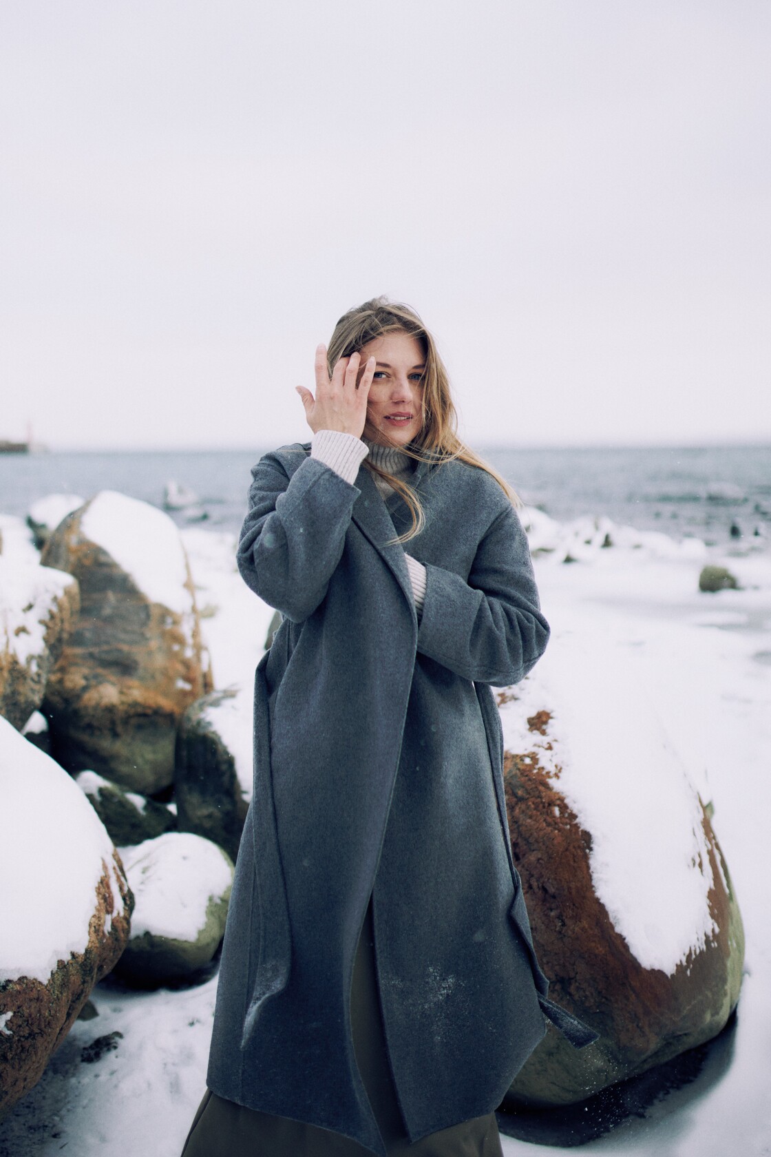 Individuaalportreed portreefotograafia lumi ja meri tekstuurid koos