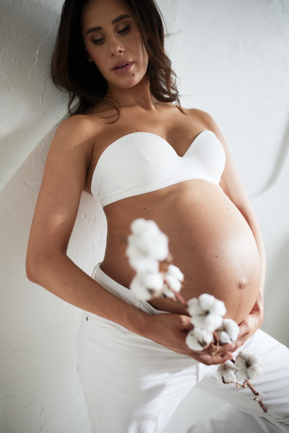 Rasedusportreed liiliatega