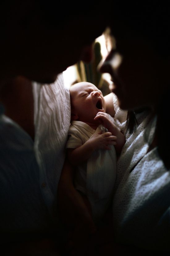 Vastsundinu pildistamine beebifotod magus haigutus vanemate embuses yugaphoto