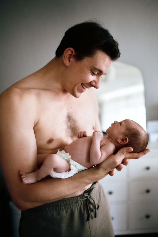 Vastsundinu pildistamine beebifotod nahk naha kontakt sargita isaga yugaphoto